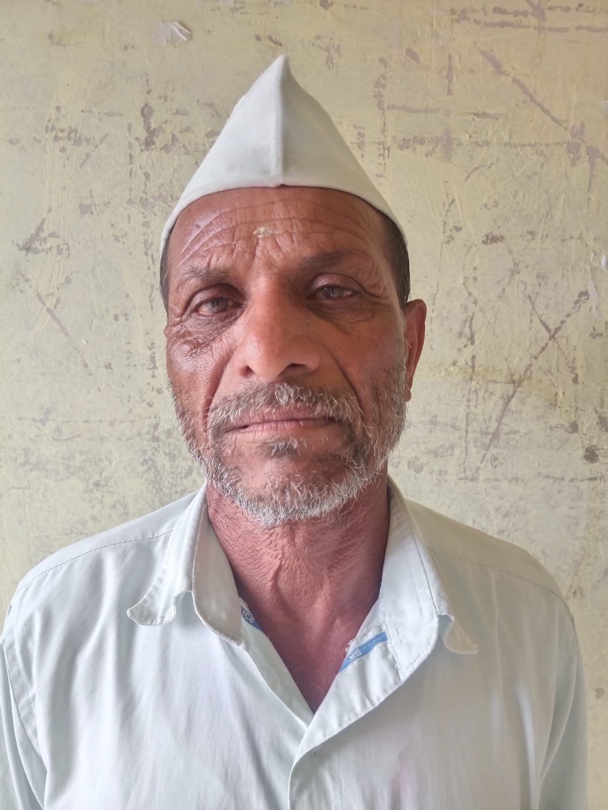 श्री. गोरख किसन आजगे 